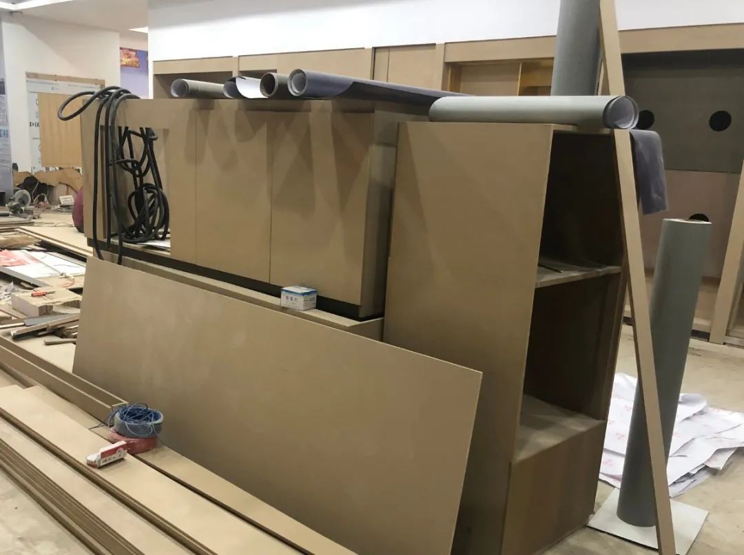 木質(zhì)建材、木質(zhì)家具制造業(yè)釋放大量臭味，的凈除臭劑快速分解除臭！.jpg